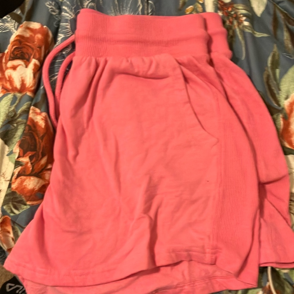 Athletic shorts